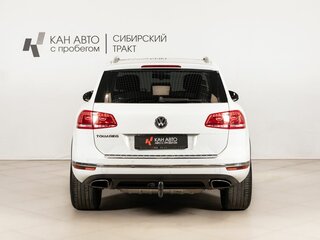 2015 Volkswagen Touareg II Рестайлинг, белый, 2200000 рублей, вид 4