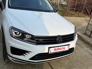 2017 Volkswagen Touareg II Рестайлинг, белый, 3850000 рублей, вид 5