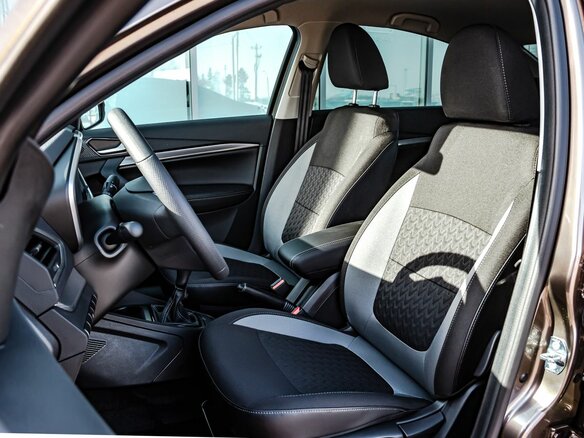 2025 Lada (ВАЗ) Vesta I Рестайлинг (NG), коричневый, 1809000 рублей - вид 10
