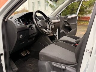 2021 Volkswagen Tiguan II Рестайлинг, белый, 2100000 рублей, вид 5