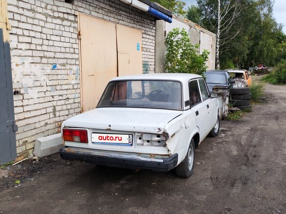 2010 Lada (ВАЗ) 2105, синий, 100000 рублей - вид 5