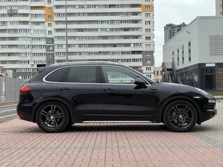2014 Porsche Cayenne Diesel II (958), чёрный, 2400000 рублей, вид 5
