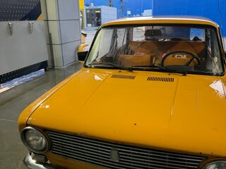 1978 Lada (ВАЗ) 2101, золотистый, 99999 рублей, вид 4