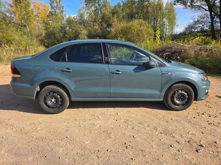 2019 Volkswagen Polo V Рестайлинг, синий, 999000 рублей, вид 2