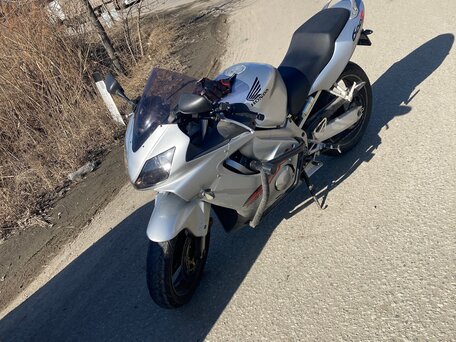 2002 Honda CBR 600F, серебристый, 440000 рублей, вид 1