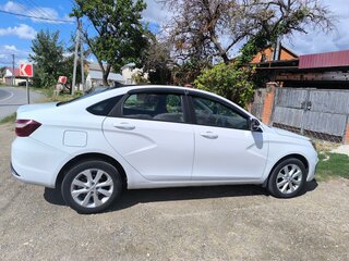 2023 Lada (ВАЗ) Vesta I Рестайлинг (NG), белый, 1100000 рублей, вид 2