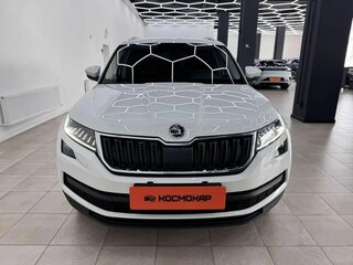 2021 Skoda Kodiaq I, белый, 2700000 рублей, вид 4