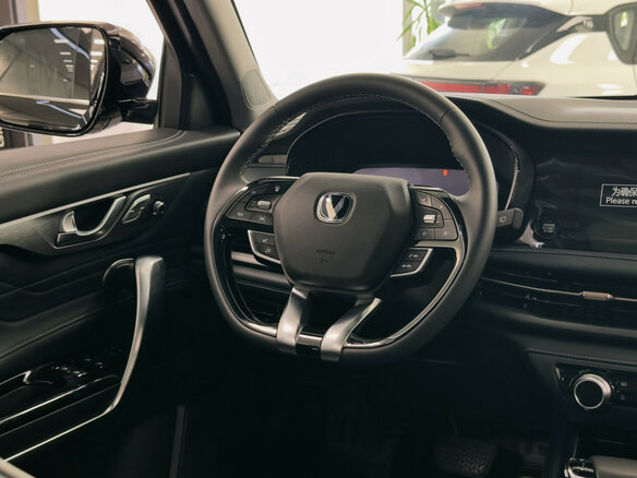 2025 Changan CS95 I Рестайлинг 2, чёрный, 4929900 рублей - вид 32
