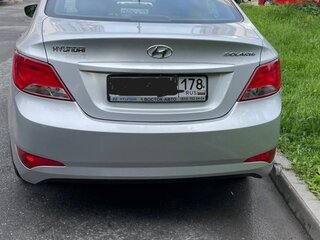 2015 Hyundai Solaris I Рестайлинг, серебристый, 1250000 рублей, вид 4
