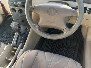 2002 Toyota Corolla Fielder IX (E120, E130), белый, 650000 рублей, вид 3