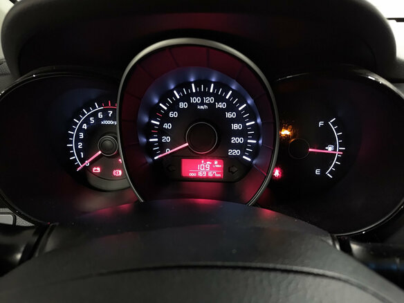 2014 Kia Rio III, серебристый, 705000 рублей - вид 12