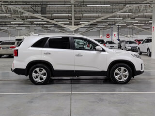 2019 Kia Sorento II Рестайлинг, белый, 1950000 рублей, вид 4