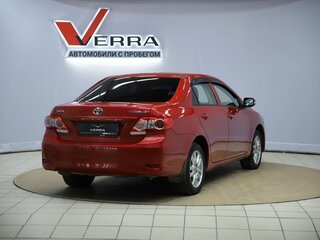 2011 Toyota Corolla X (E140, E150) Рестайлинг, красный, 650000 рублей, вид 5