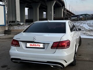 2013 Mercedes-Benz E-Класс 200 IV (W212, S212, C207) Рестайлинг, белый, 2400000 рублей, вид 5