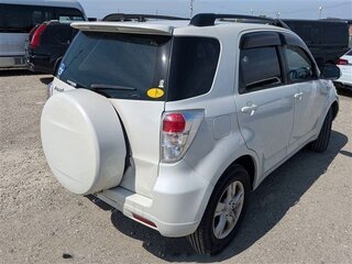2016 Toyota Rush I, белый, 1010000 рублей, вид 4