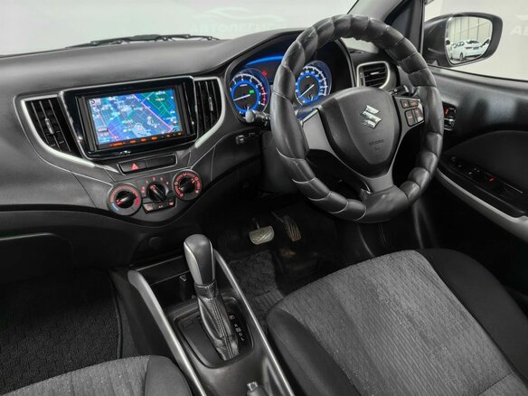 2015 Suzuki Baleno II, чёрный, 910000 рублей - вид 13