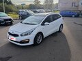 2017 Kia Ceed II Рестайлинг, белый, 900000 рублей