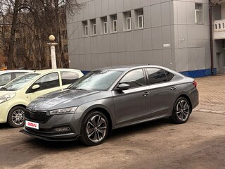 2021 Skoda Octavia IV (A8), серый, 2550000 рублей, вид 3