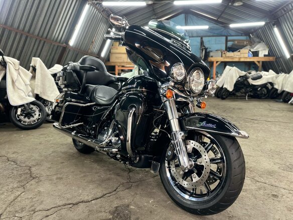 2017 Harley-Davidson Electra Glide, чёрный, 1690000 рублей - вид 1