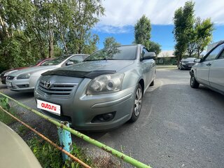 2008 Toyota Avensis II Рестайлинг, серебристый, 790000 рублей, вид 2