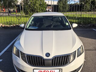 2018 Skoda Octavia III (A7) Рестайлинг, белый, 1500000 рублей, вид 4