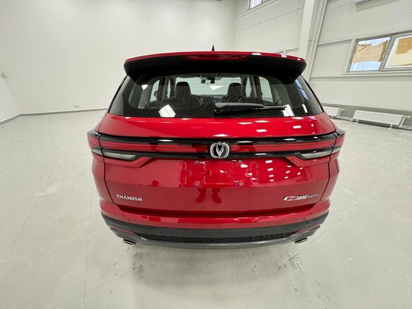 2024 Changan CS35 Plus I Рестайлинг, красный, 2709900 рублей - вид 5