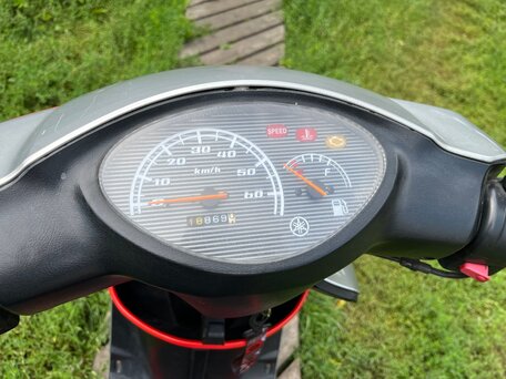 2011 Yamaha Jog, серебристый, 77000 рублей, вид 1