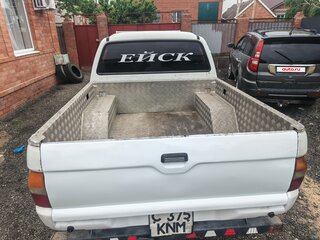 1998 Mitsubishi L200 III, белый, 700000 рублей, вид 5