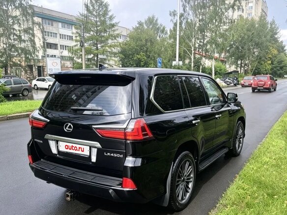 2016 Lexus LX 450d III Рестайлинг 2, чёрный, 5900000 рублей - вид 2