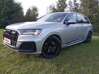 2022 Audi Q7 55 TFSI II (4M) Рестайлинг, серебристый, 5250000 рублей, вид 1