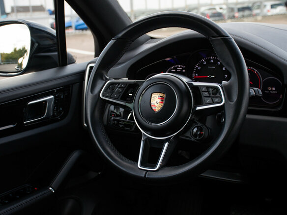 2019 Porsche Cayenne III, синий, 5897000 рублей - вид 17