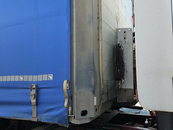 2013 Schmitz Cargobull 9084, серебристый, 1600000 рублей - вид 11