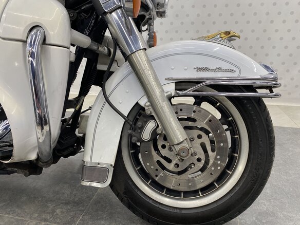 2005 Harley-Davidson Electra Glide, белый, 619000 рублей - вид 20