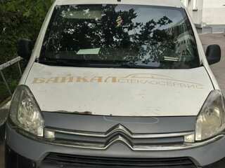 2013 Citroen Berlingo II Рестайлинг, белый, 190000 рублей, вид 1