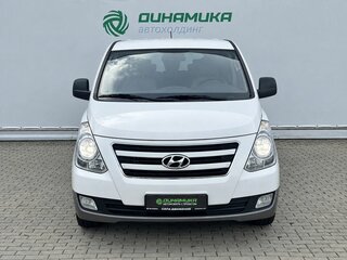2016 Hyundai H-1 II Рестайлинг, белый, 2090000 рублей, вид 2