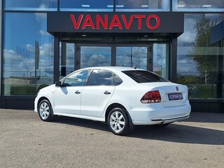 2019 Volkswagen Polo V Рестайлинг, белый, 960000 рублей, вид 3