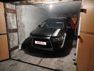 2011 Mitsubishi Outlander II Рестайлинг, чёрный, 1150000 рублей, вид 3