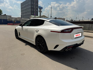 2019 Kia Stinger I, белый, 3530000 рублей, вид 5