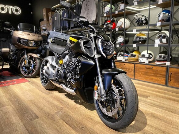 2025 Ducati Diavel V4, чёрный, 3350000 рублей - вид 7