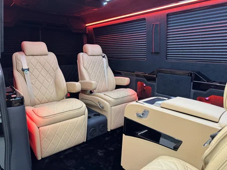2026 Mercedes-Benz Sprinter, чёрный, 27990000 рублей, вид 3