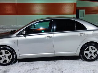 2004 Toyota Avensis II, серебристый, 690000 рублей, вид 4
