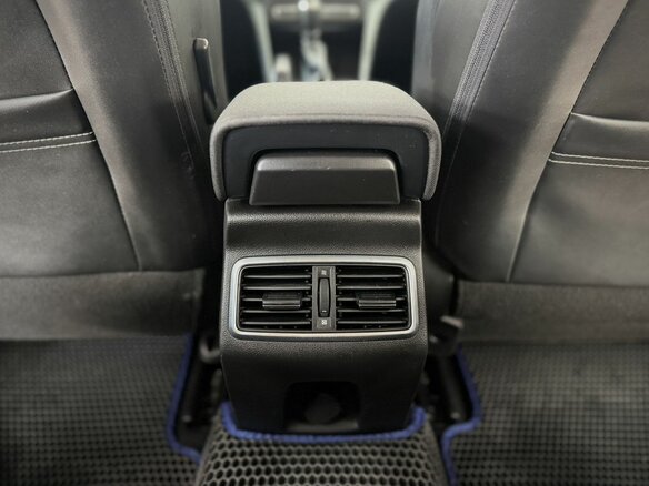 2017 Renault Megane IV, синий, 1390000 рублей - вид 13