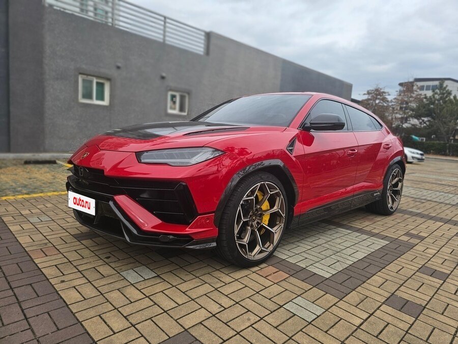 Открыть фотографии: Lamborghini Urus I Рестайлинг