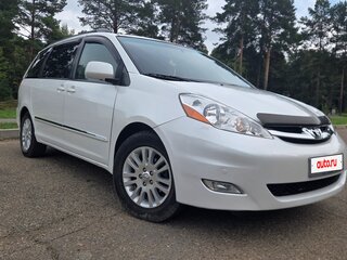 2007 Toyota Sienna II Рестайлинг, белый, 1900000 рублей, вид 3