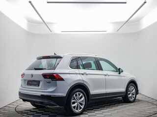 2016 Volkswagen Tiguan II, белый, 1905000 рублей, вид 5
