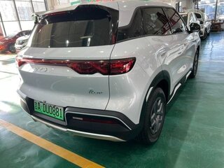 2025 BYD Yuan Up 45.12 kWh, бежевый, 1690000 рублей, вид 4