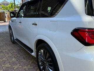 2018 Infiniti QX80 I Рестайлинг 2, белый, 4500000 рублей, вид 3
