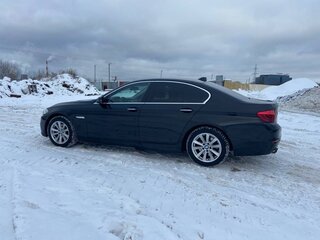 2013 BMW 5 серии 520i VI (F10/F11/F07) Рестайлинг, чёрный, 1990000 рублей, вид 3