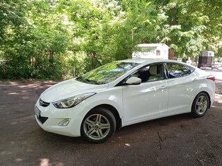 2013 Hyundai Elantra V (MD), белый, 950000 рублей, вид 3