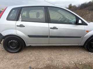 2008 Ford Fiesta Mk5, серебристый, 135000 рублей, вид 4